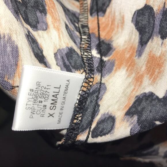 Harlowe & Graham Cheetah Tie-Hem Dolman Blouse - Picture 5 of 5